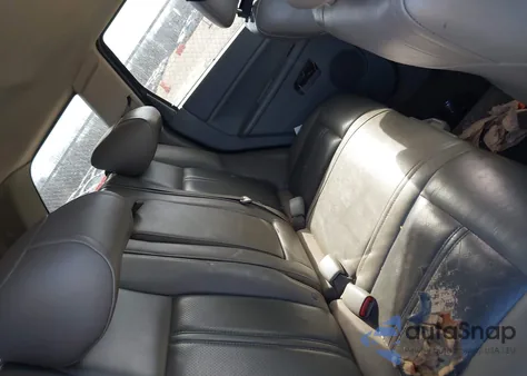 2005 Jeep Grand Cherokee Limited z USA, uszkodzony, nr VIN 1J4HR58N15C652339